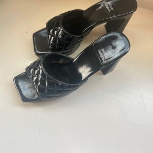 Jeffrey Campbell Glossy Black Pumps